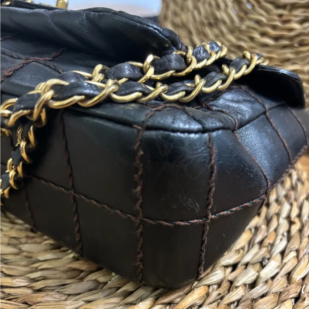 Vintage CHANEL Black Quilted Double Flap Shoulder Bag with Gold Hardware